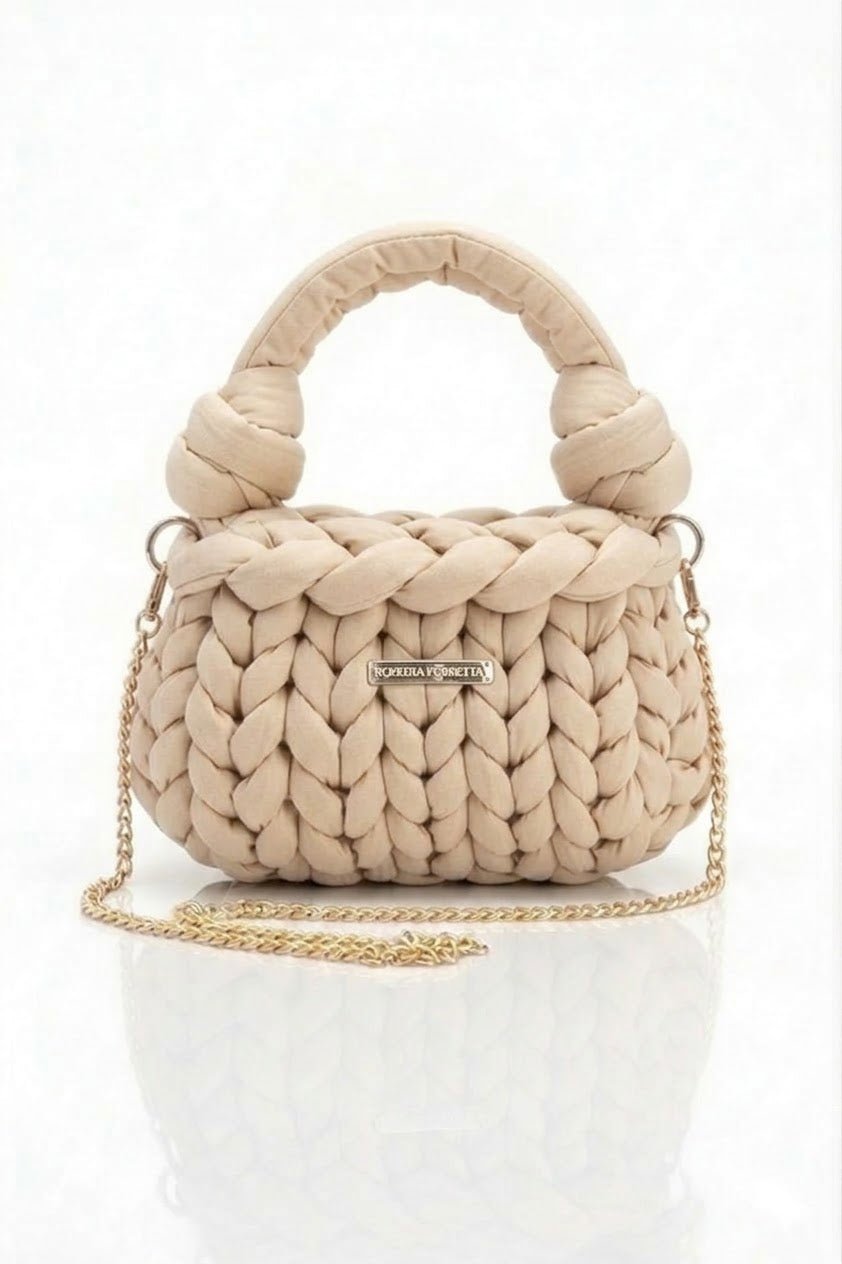 DAFNE ESSENTIAL - Roberta Porretta