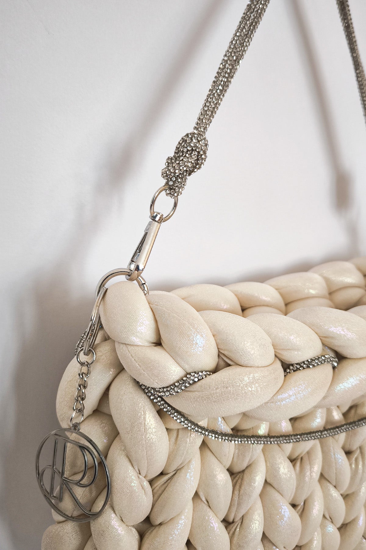 SUPERBIA - Roberta Porretta